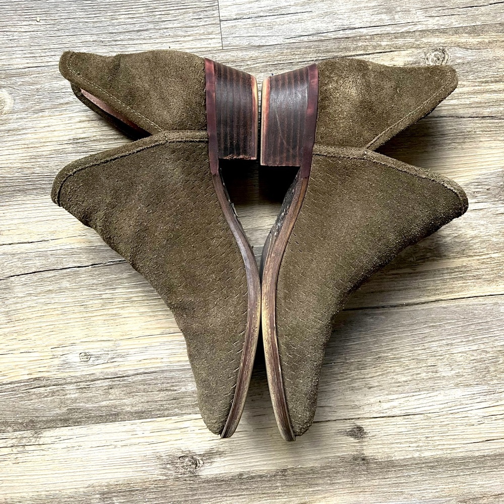 Lucky Brand Suede Ankle Booties Size 10